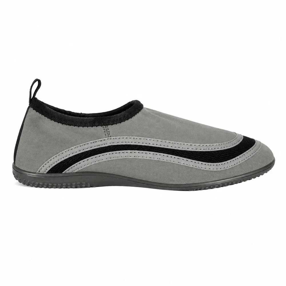White‎ River Aqua Sox Water Shoes Boys 10M Gray Good Condition Slip-On Mesh